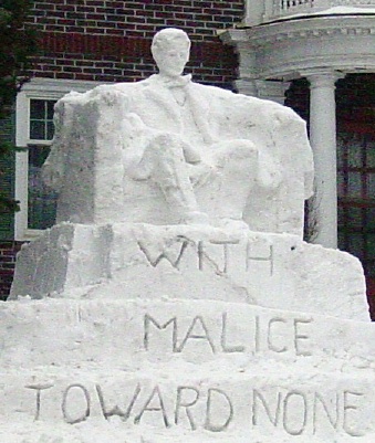 http://www.snowbizz.com/images/SnowSculptures/malice2.jpg